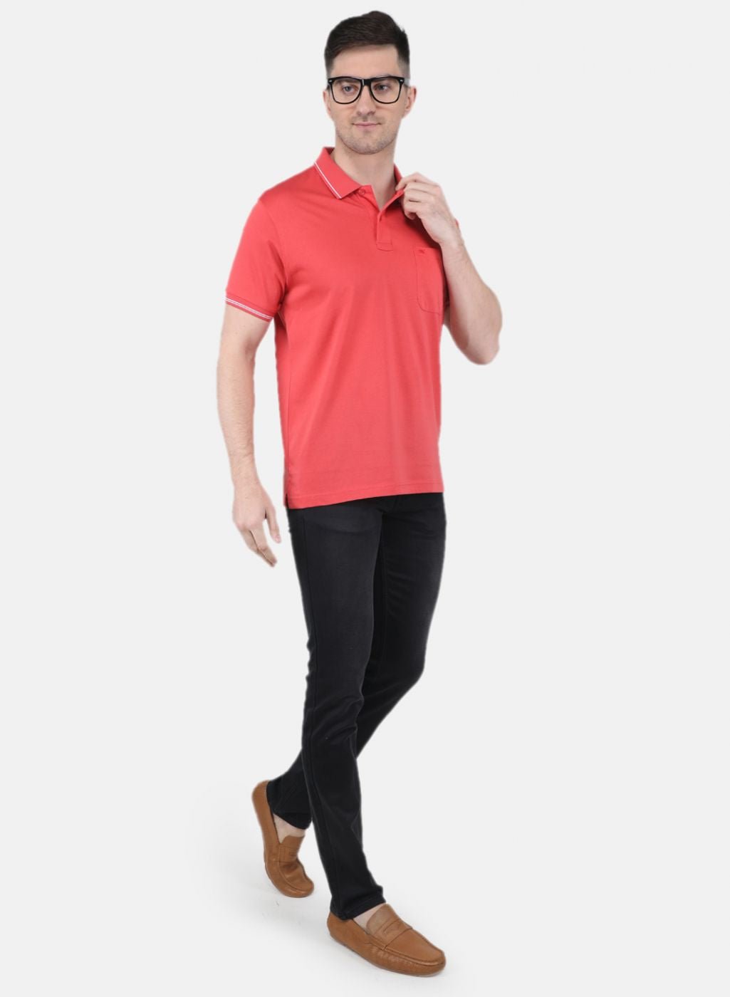 Men Red Solid T-Shirt