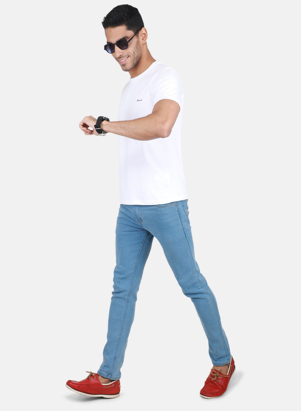 Men White Solid T-Shirt