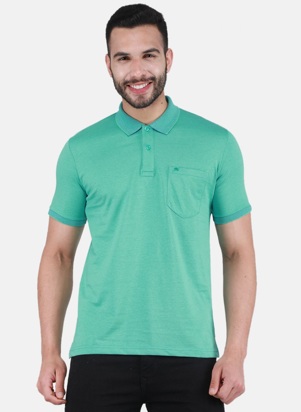 Men Green Solid T-Shirt