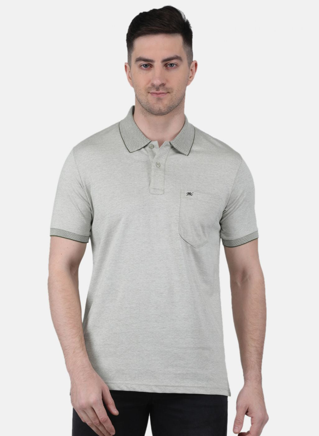 Men Green Solid T-Shirt