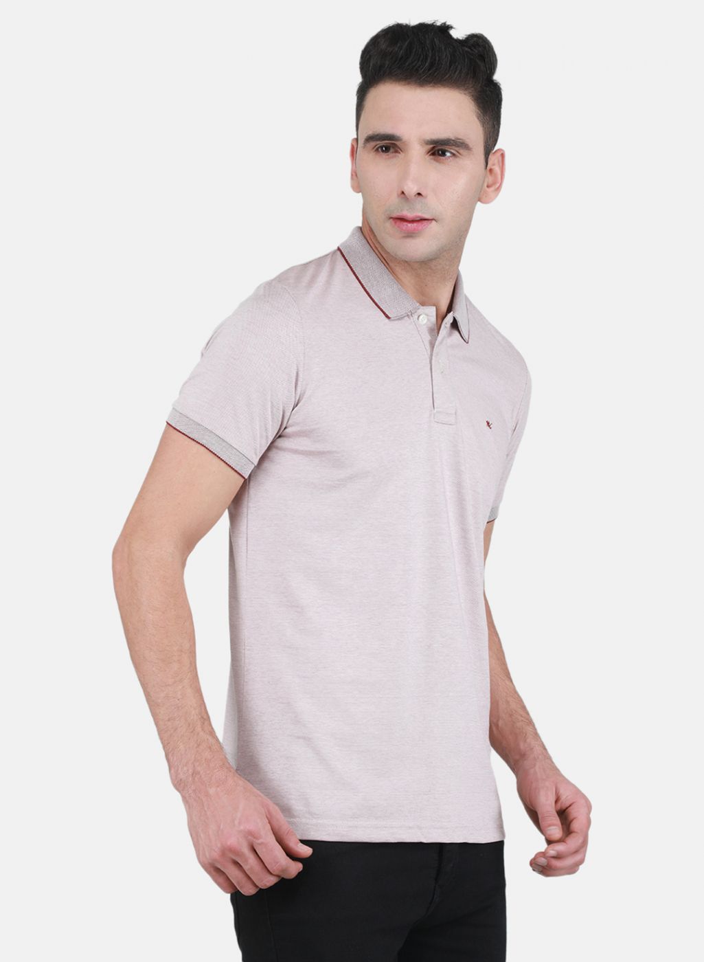 Men Maroon Solid T-Shirt