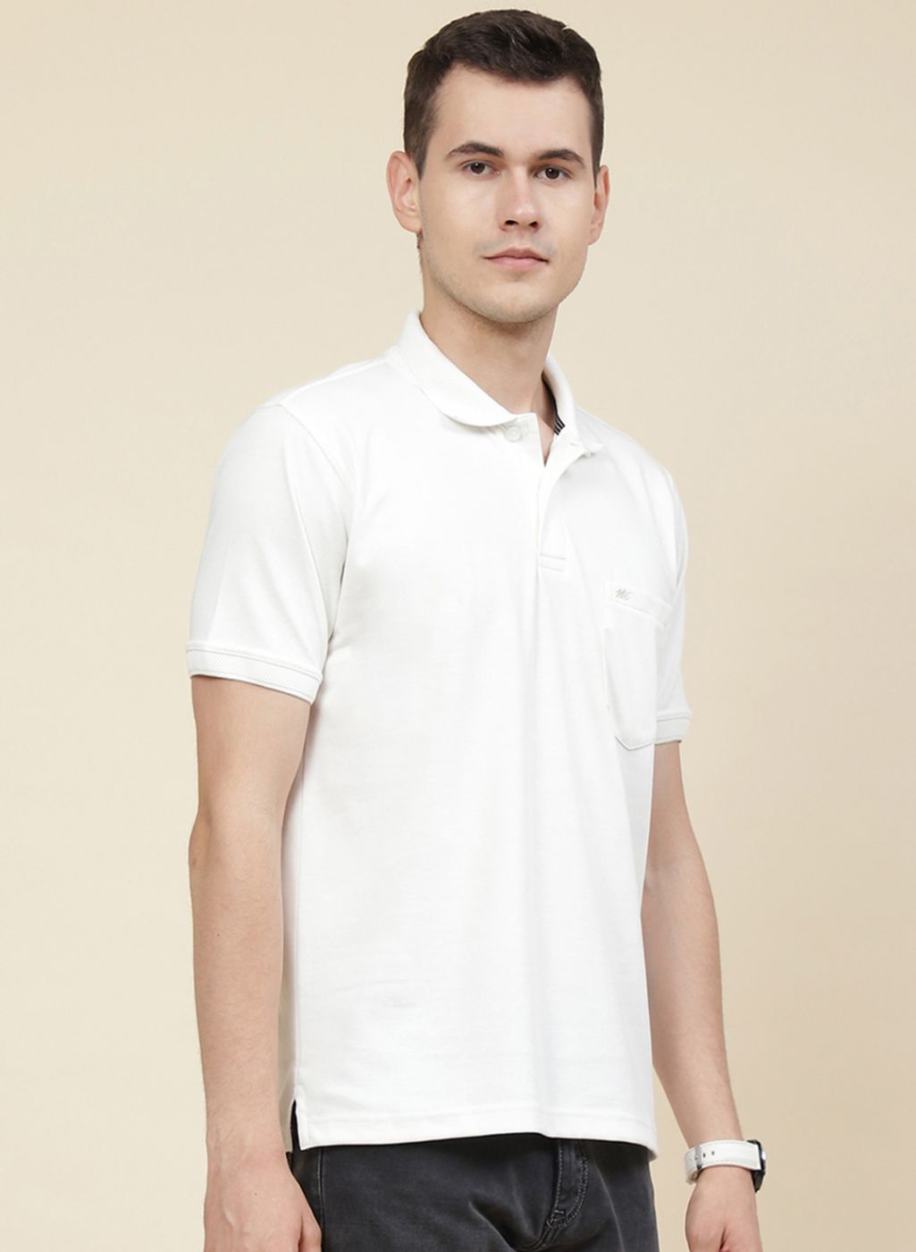 Men Off White Solid T-Shirt