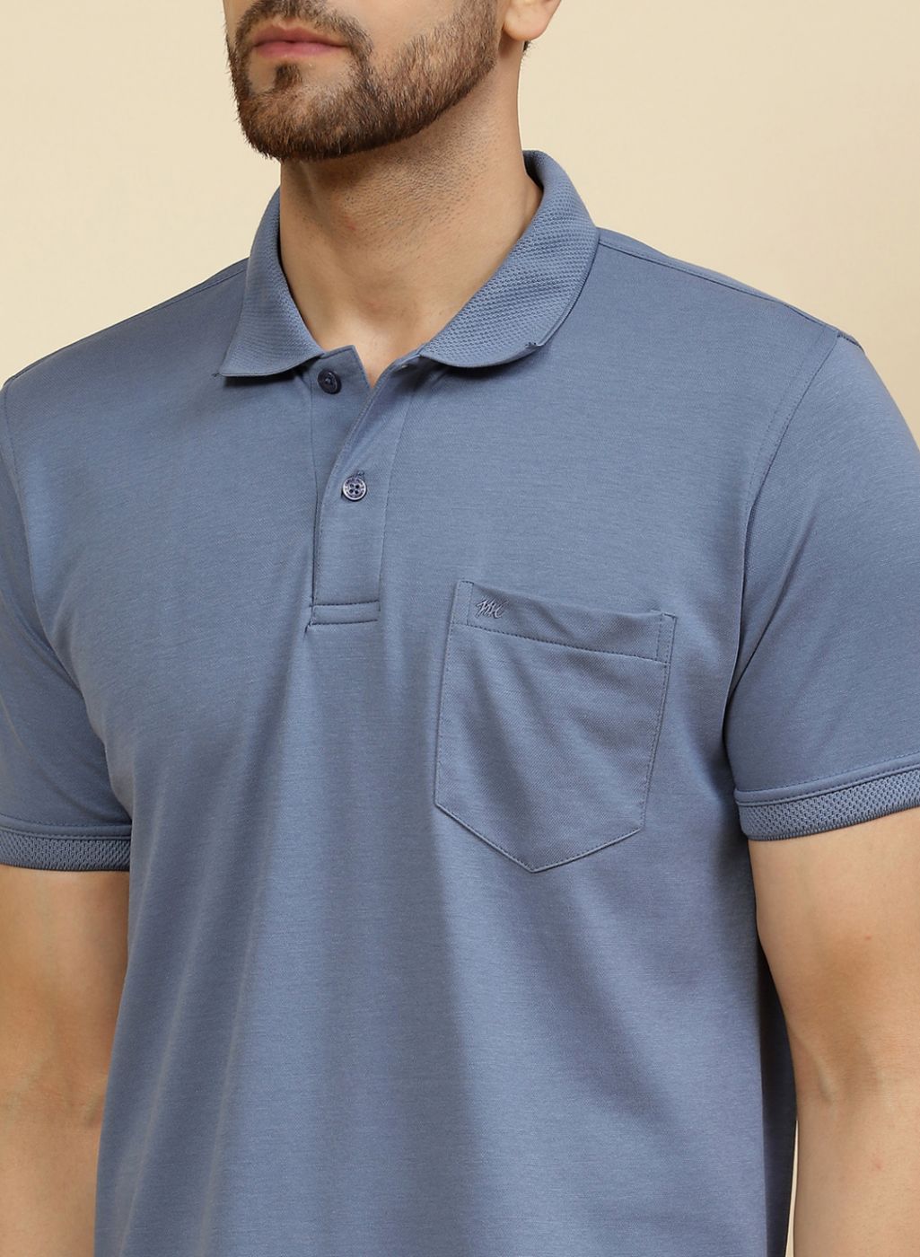 Men Blue Solid T-Shirt