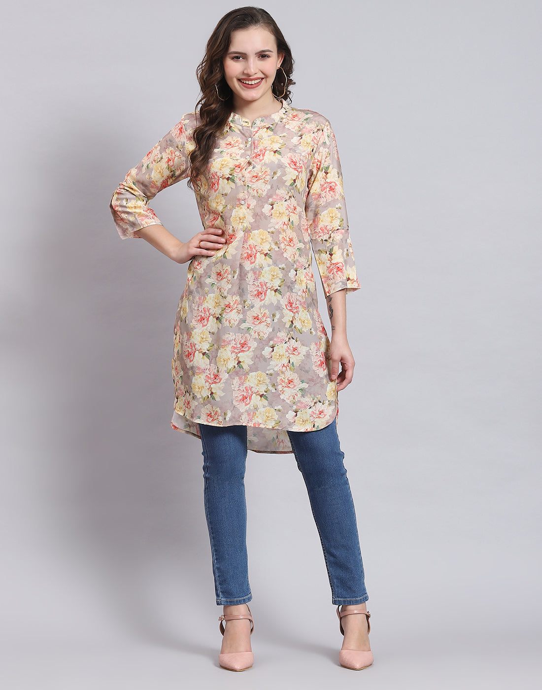 Women Peach Printed Mandarin Collar 3/4 Sleeve Kurti