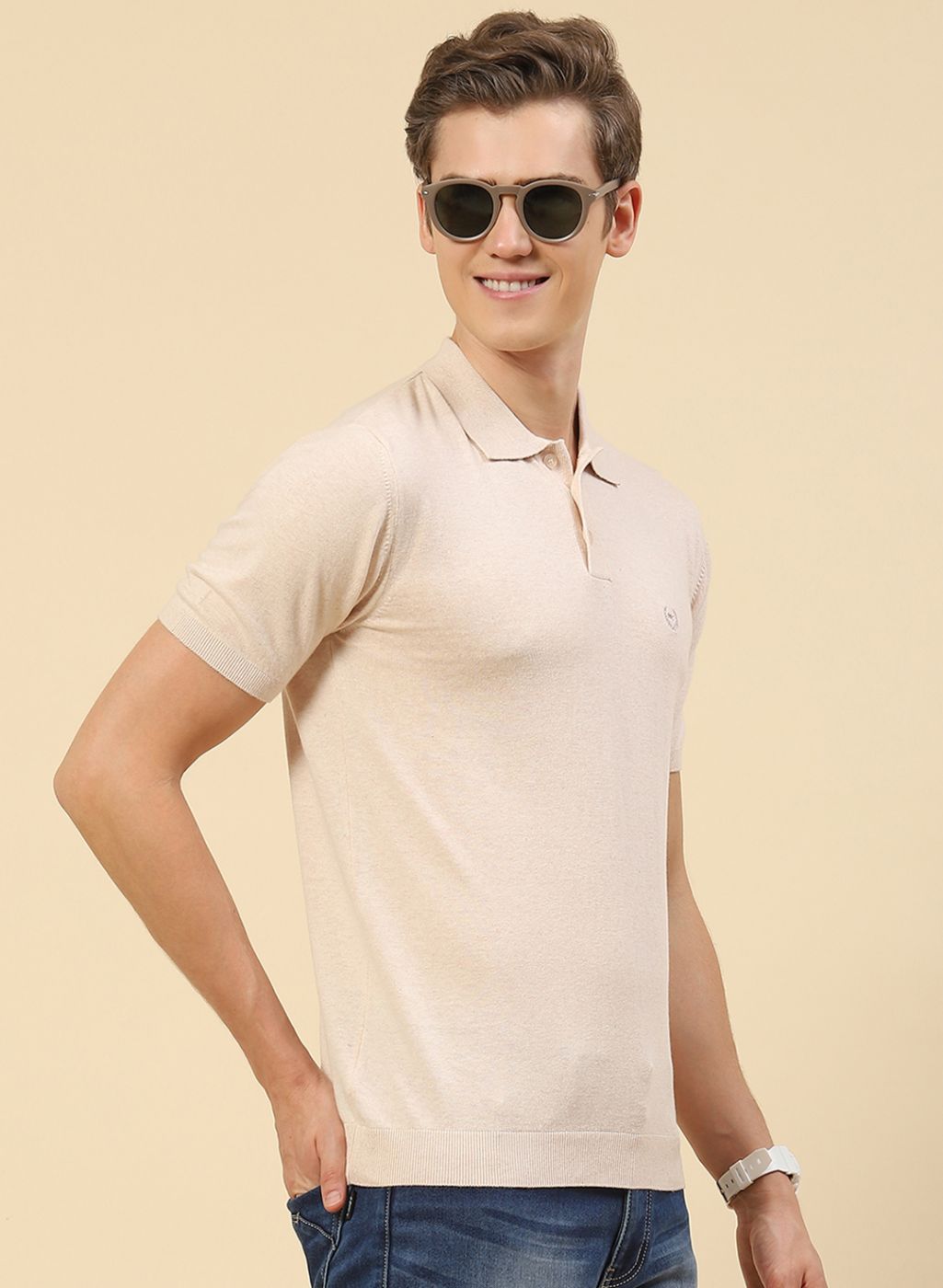 Men Beige Plain T-Shirt