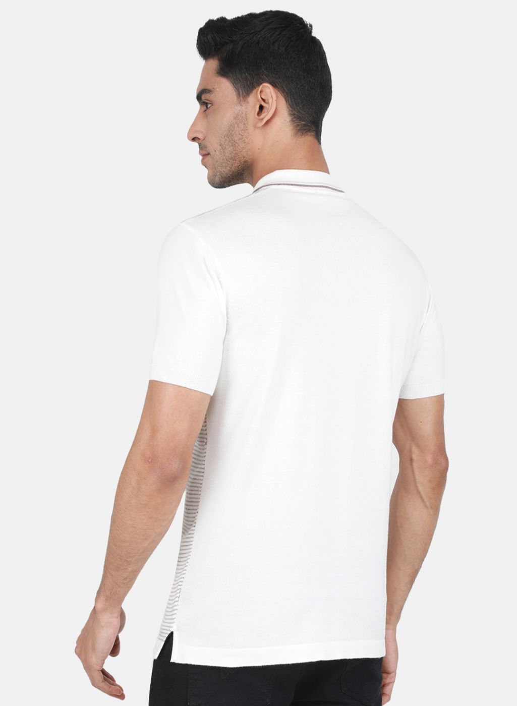 Men White Solid T-Shirt
