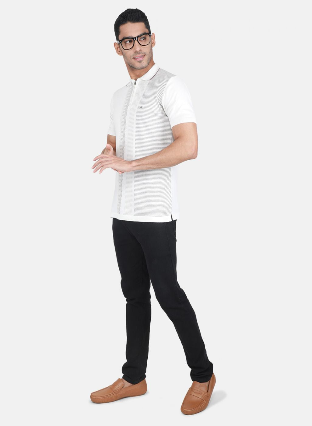 Men White Solid T-Shirt