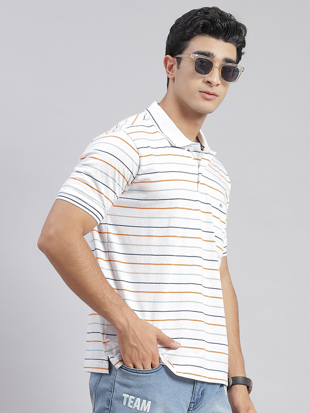 Men White Stripe Collar Half Sleeve T-Shirts