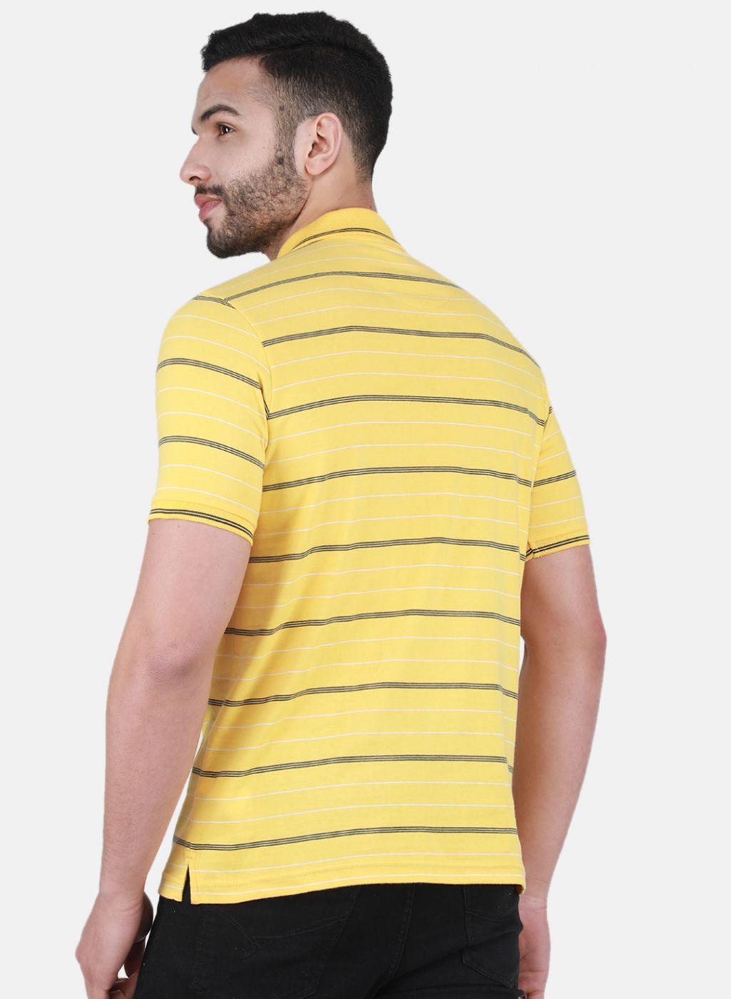 Men Yellow Printed T-Shirt