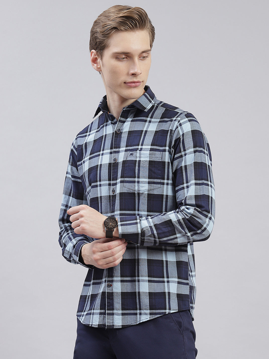 Men Blue Check Collar Full Sleeve Shirts