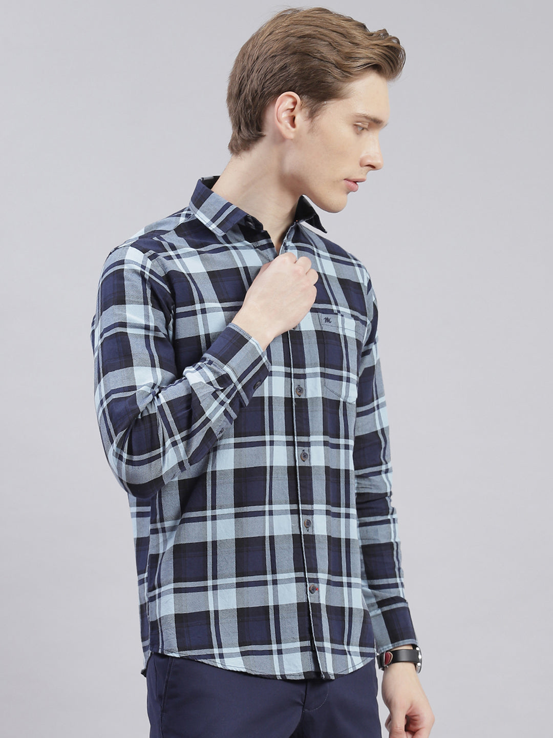 Men Blue Check Collar Full Sleeve Shirts