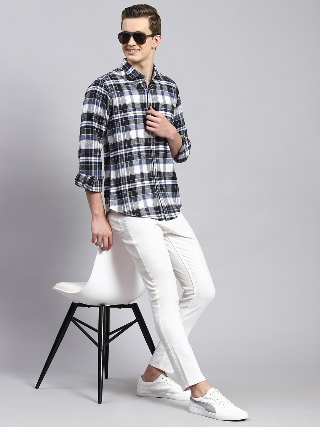 Men Blue Check Shirt