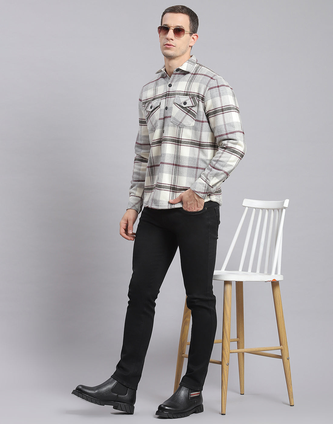 Men Grey Check Collar Sleeveless Shirt