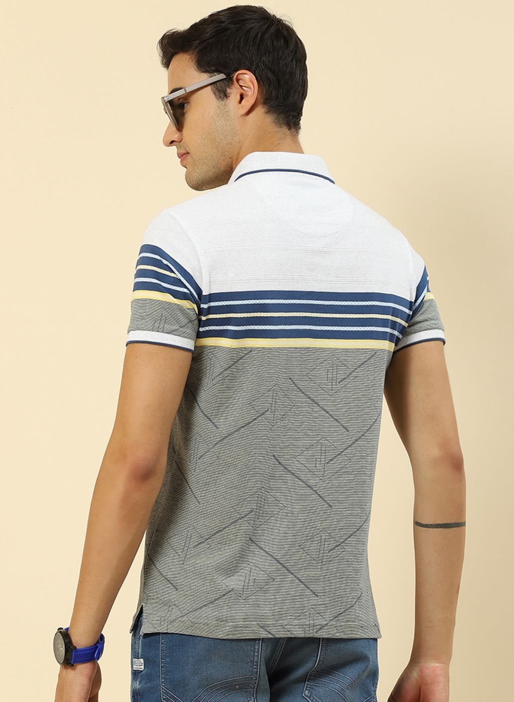 Men Green Jaquard T-Shirt