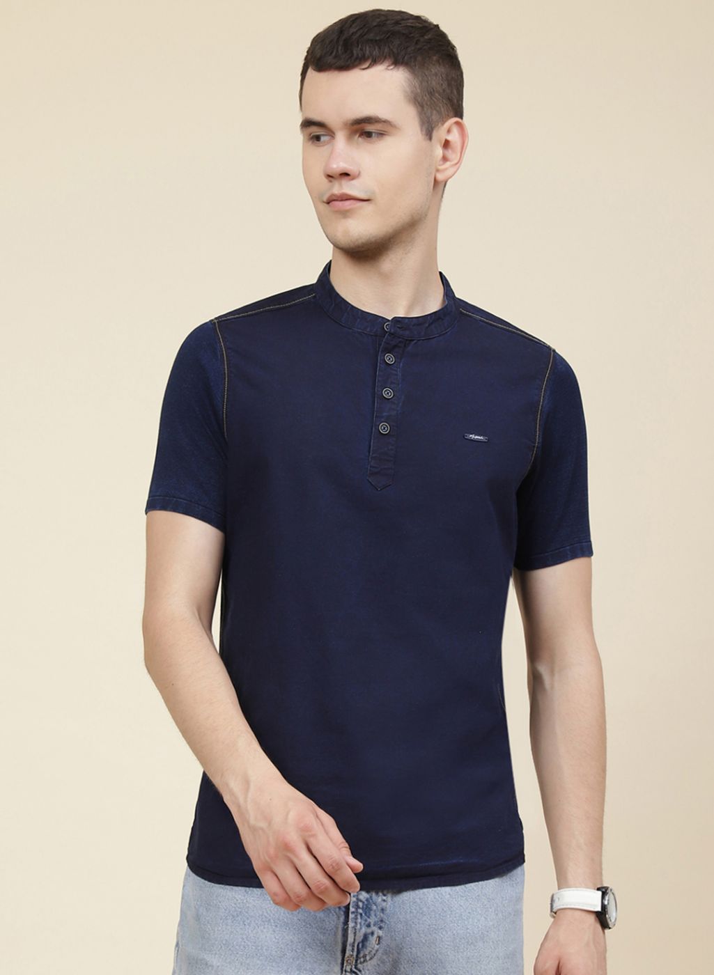 Men NAvy Blue Solid T-Shirt