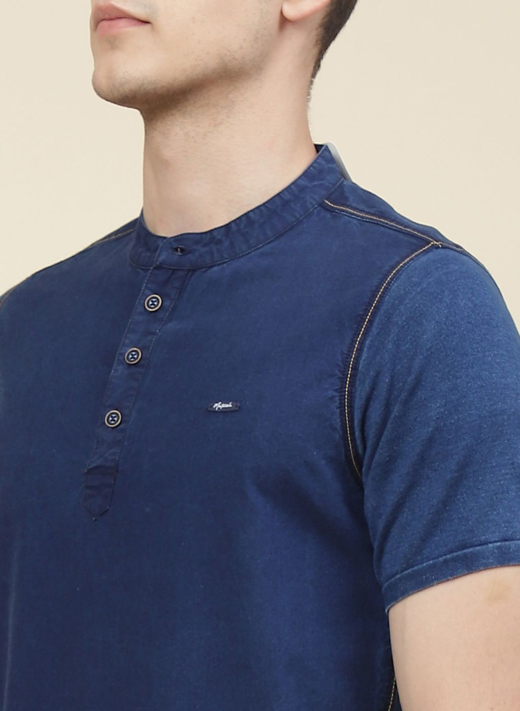 Men Blue Solid T-Shirt
