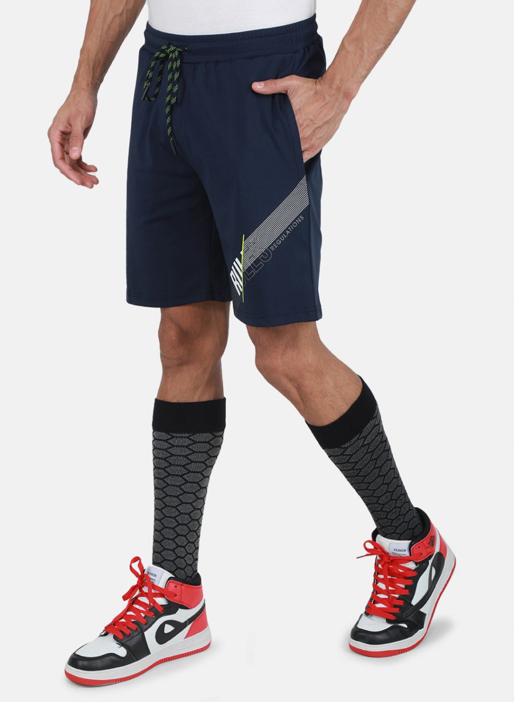 Men NAvy Blue Solid Bermuda