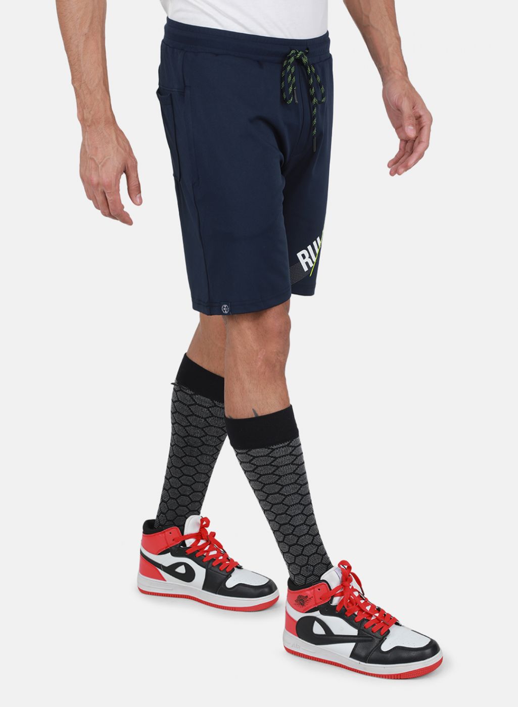 Men NAvy Blue Solid Bermuda