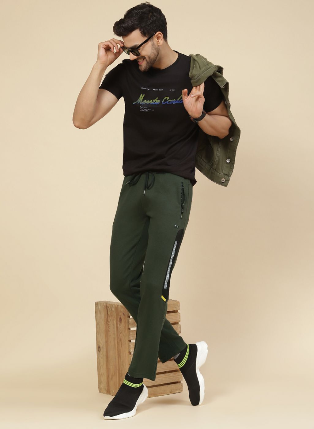 Men Olive Regular Fit Lower