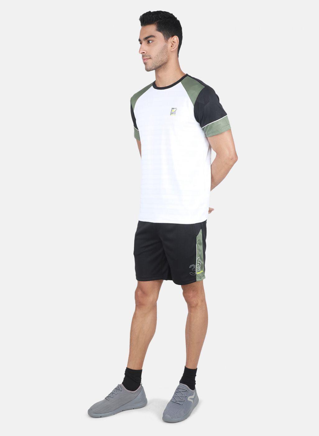 Men White & Black Solid Bermuda Set