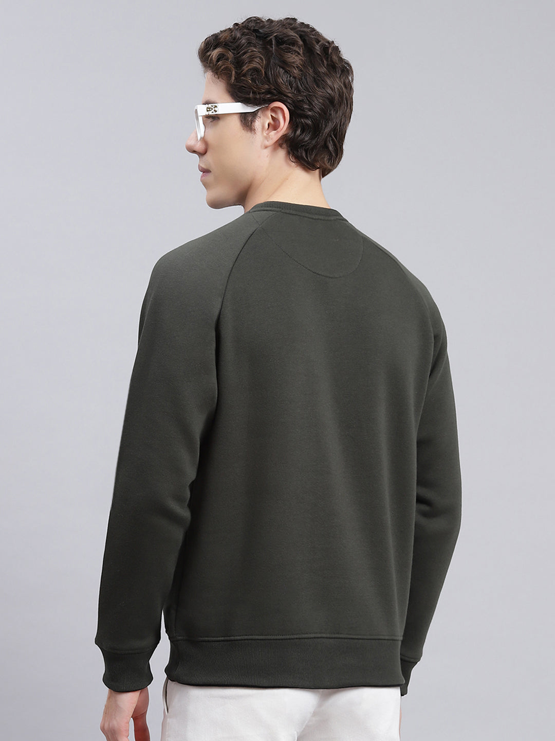 Men Olive Solid Cotton Blend Sweatshirt