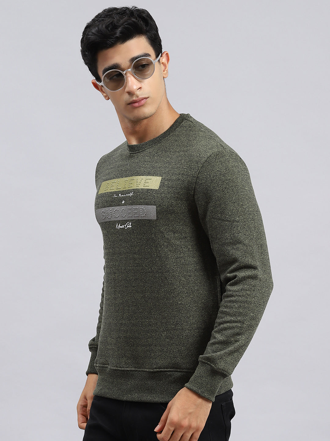 Men Green Plain Sweatshirt