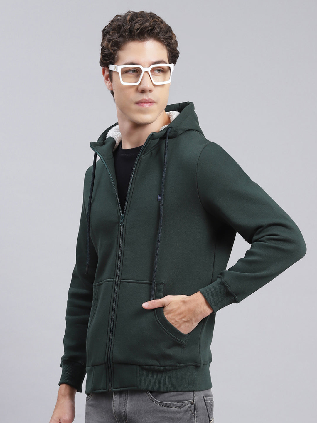 Men Olive Solid Cotton Blend Sweatshirt