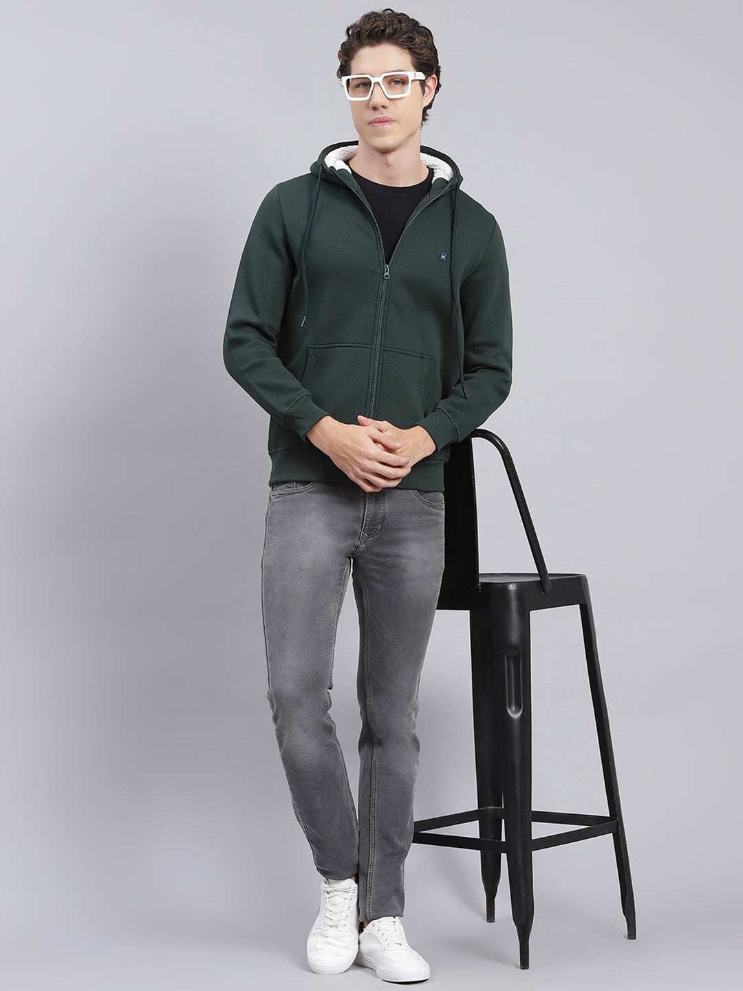 Men Olive Solid Cotton Blend Sweatshirt