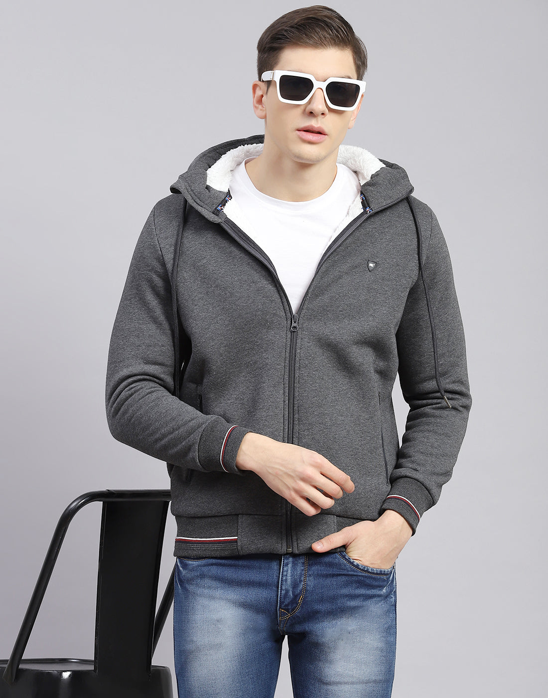 Men Grey Solid Hooded Full Sleeve Sweatshirt