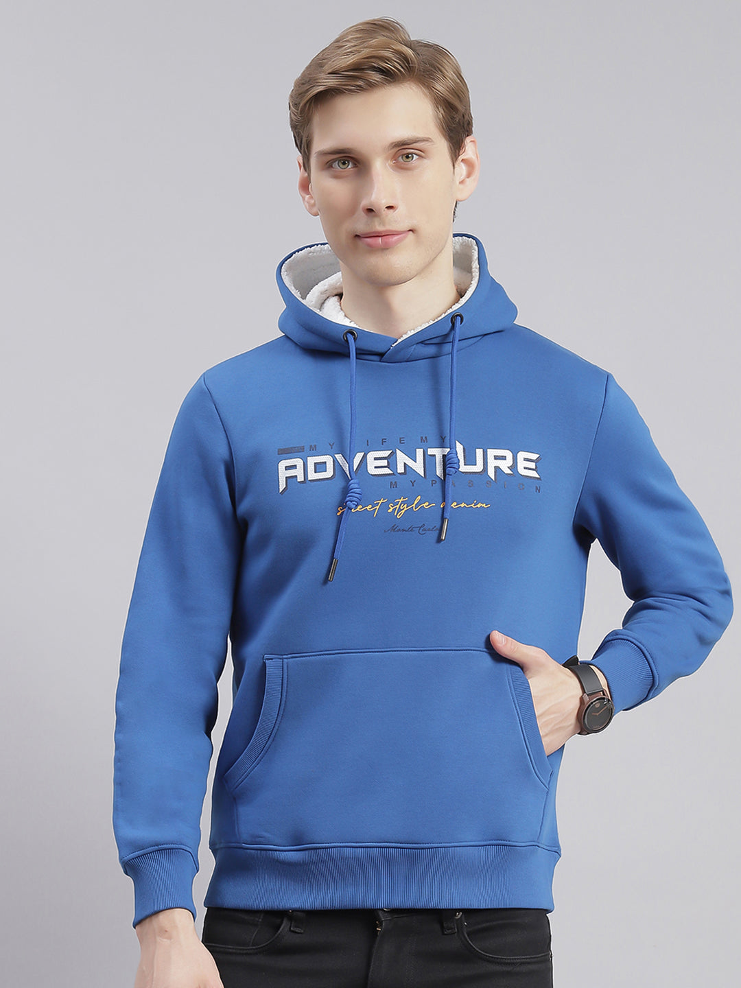 Men Blue Printed Hooded Full Sleeve Sweatshirts