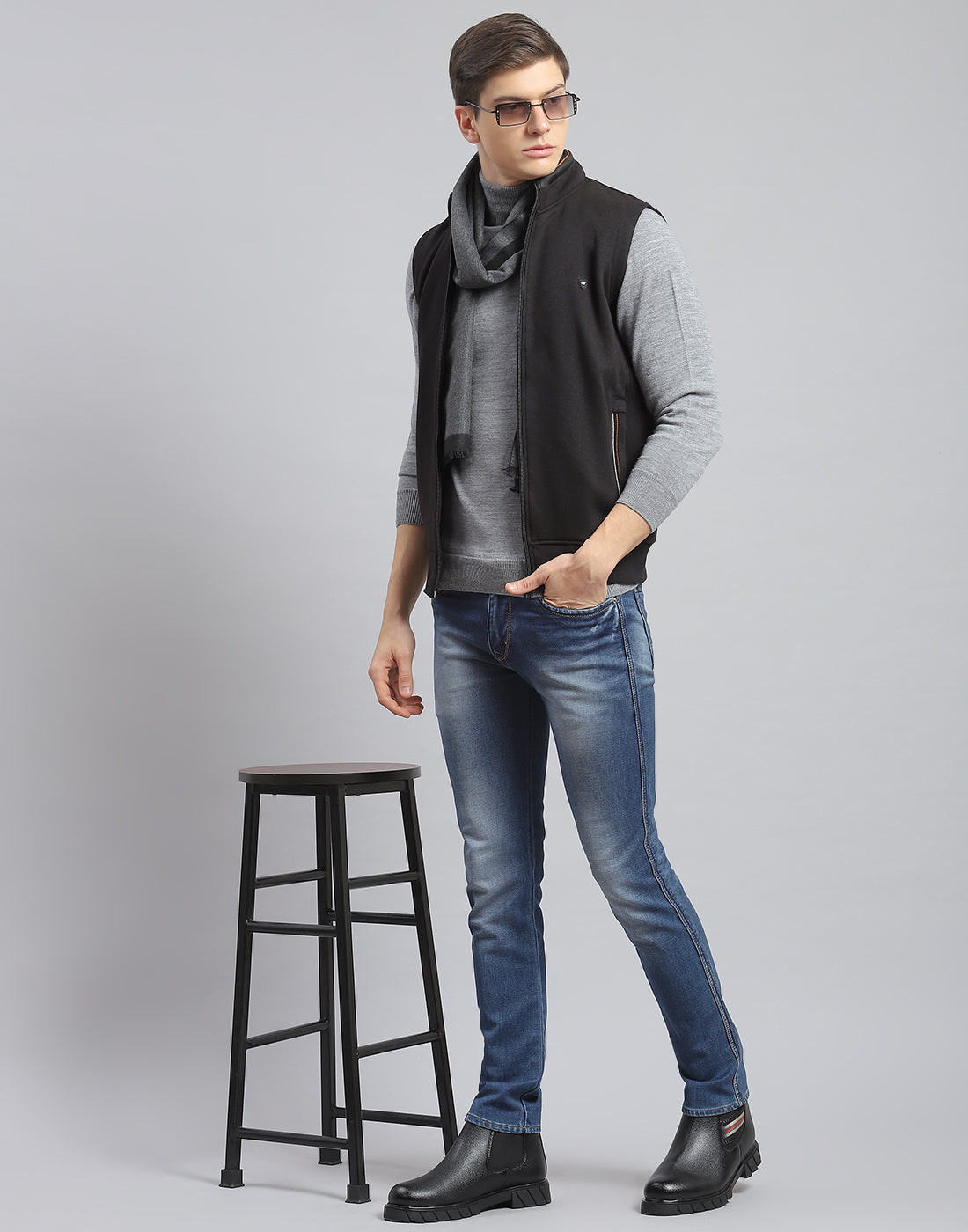 Strawberry Black Men's Stand Collar Padded Jacket