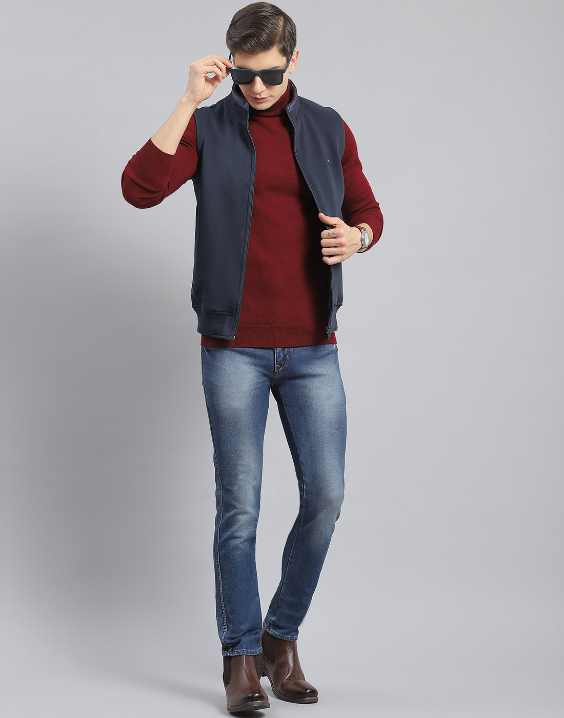 Men Navy Blue Solid Stand Collar Sleeveless Jacket