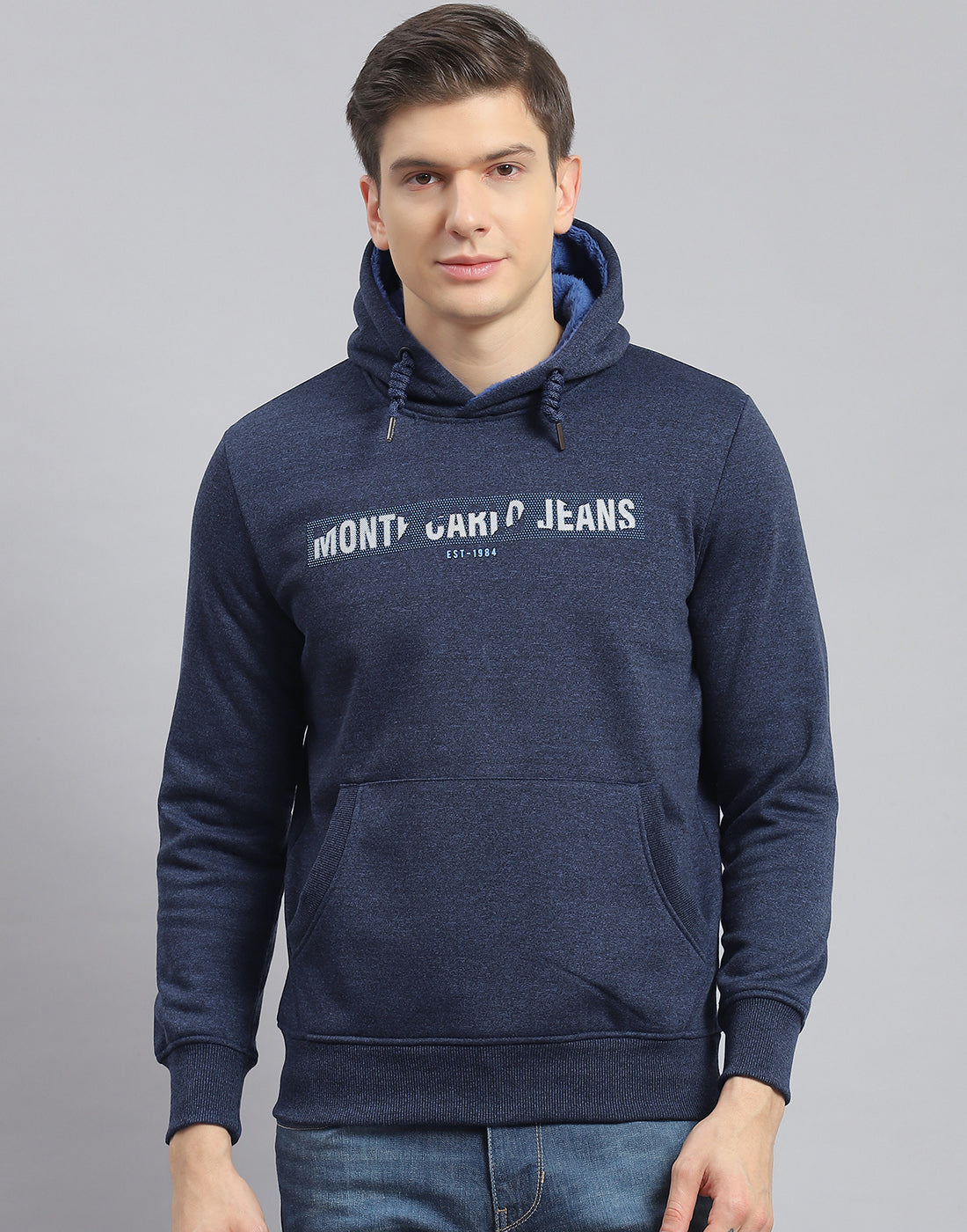 Men Navy Blue Solid Hooded Full Sleeve Sweatshirt