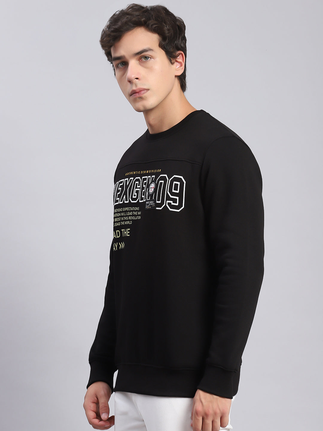 Men Black Printed Round Neck Full Sleeve Sweatshirts