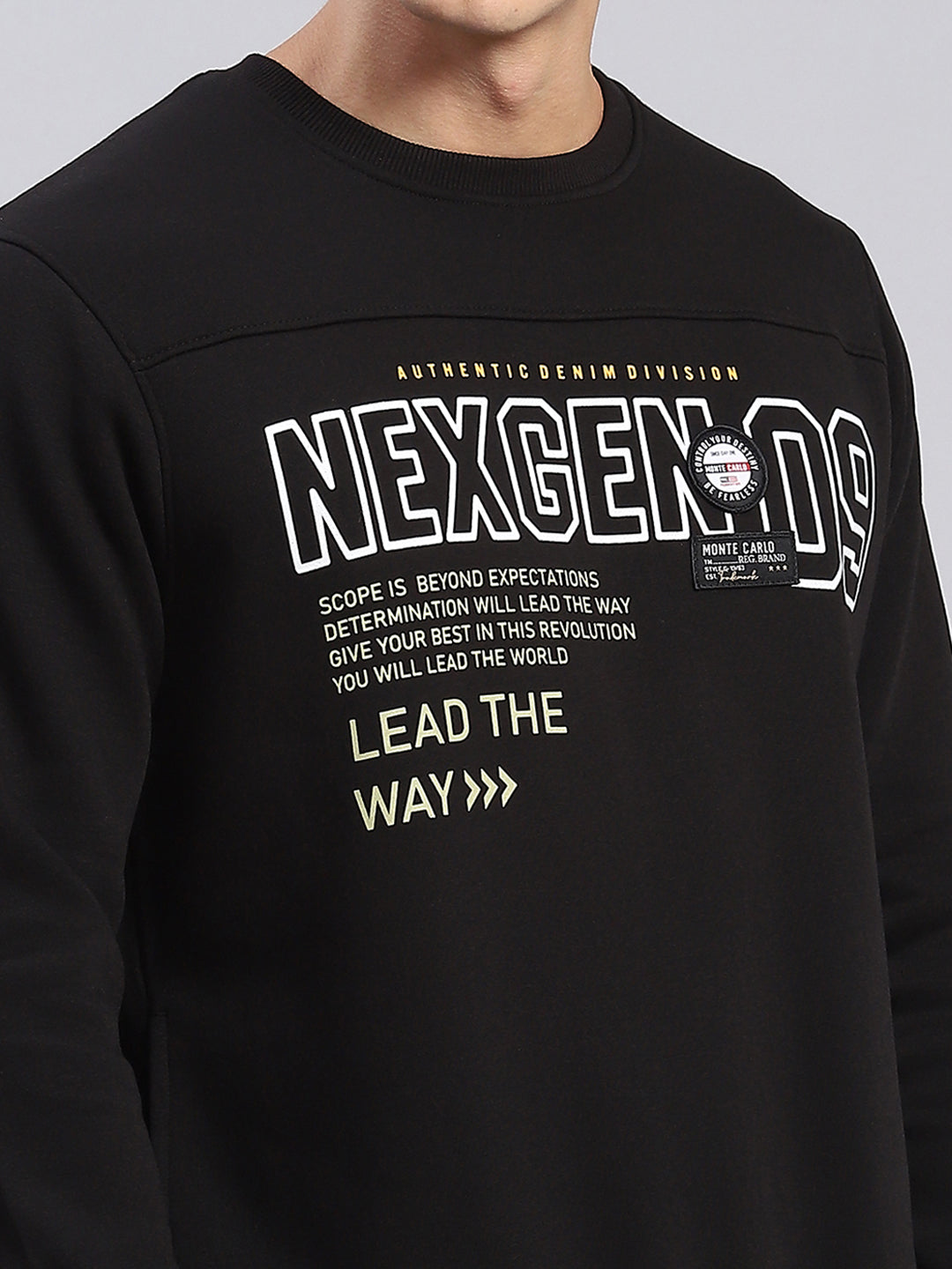 Men Black Printed Round Neck Full Sleeve Sweatshirts