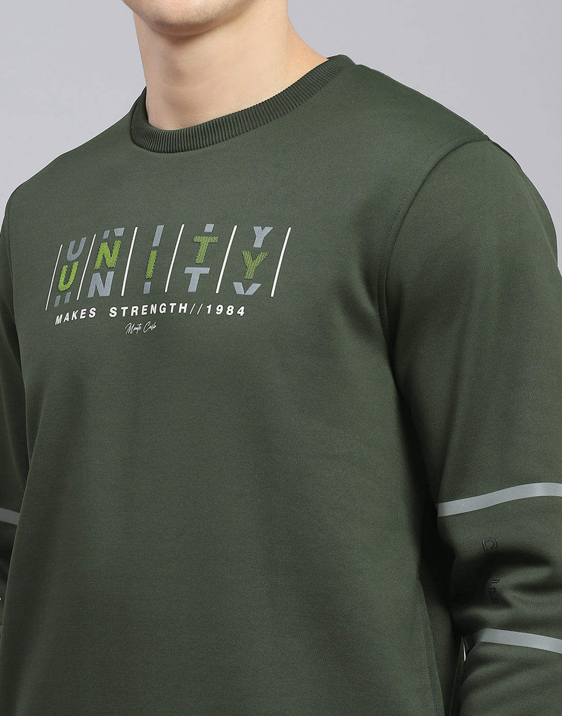 Men Olive Printed Round Neck Full Sleeve Sweatshirt