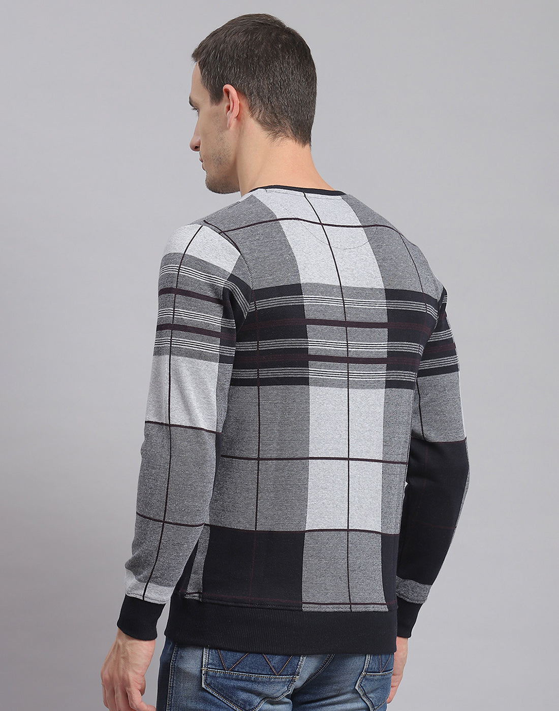 Men Grey Melange Check Round Neck Full Sleeve Sweatshirt