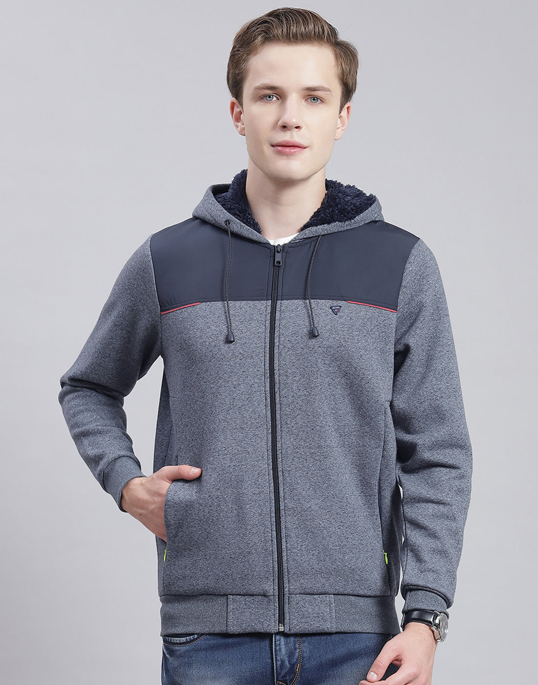 Men Navy Blue Solid Hooded Full Sleeve Sweatshirt