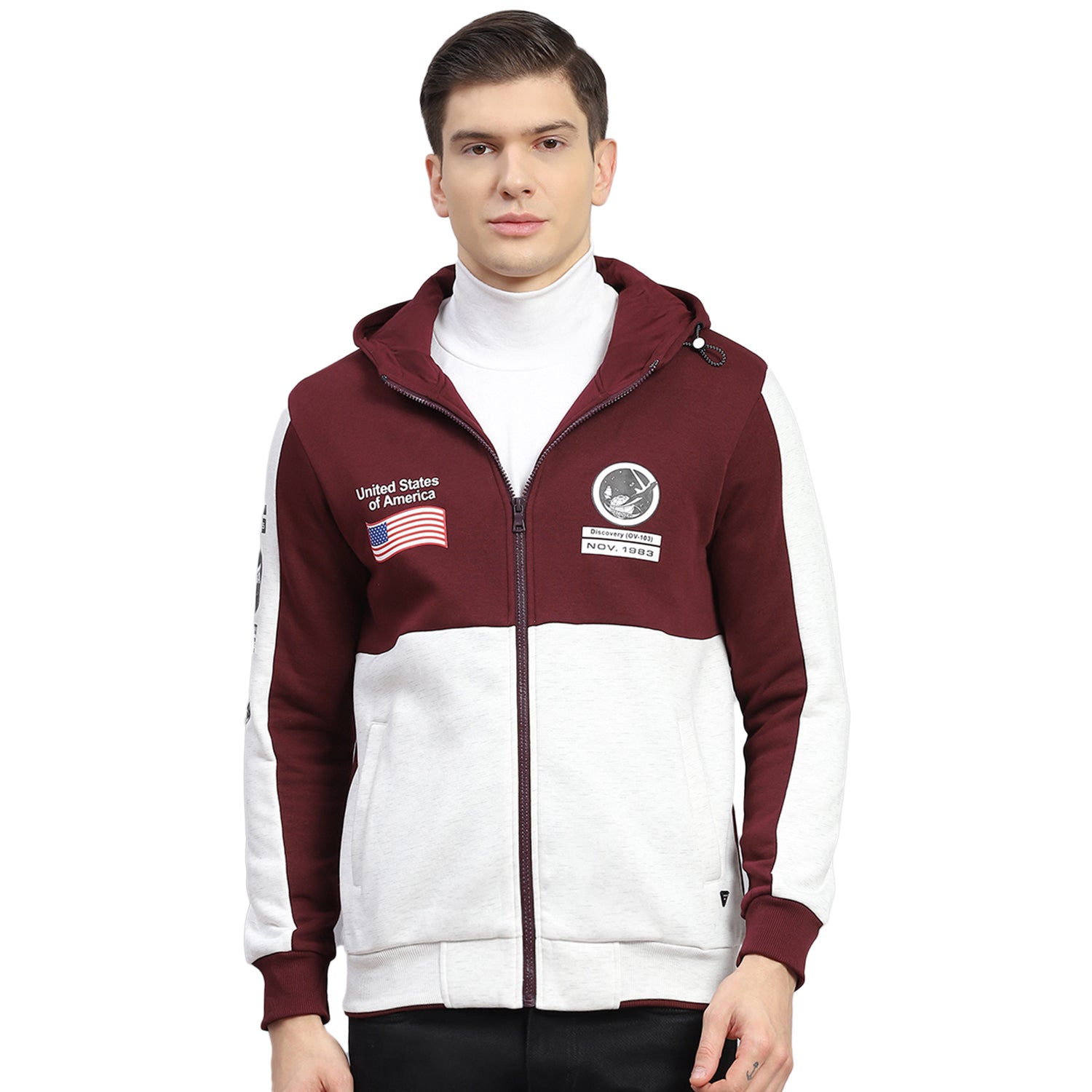 Men Maroon Solid Hooded Full Sleeve Sweatshirt