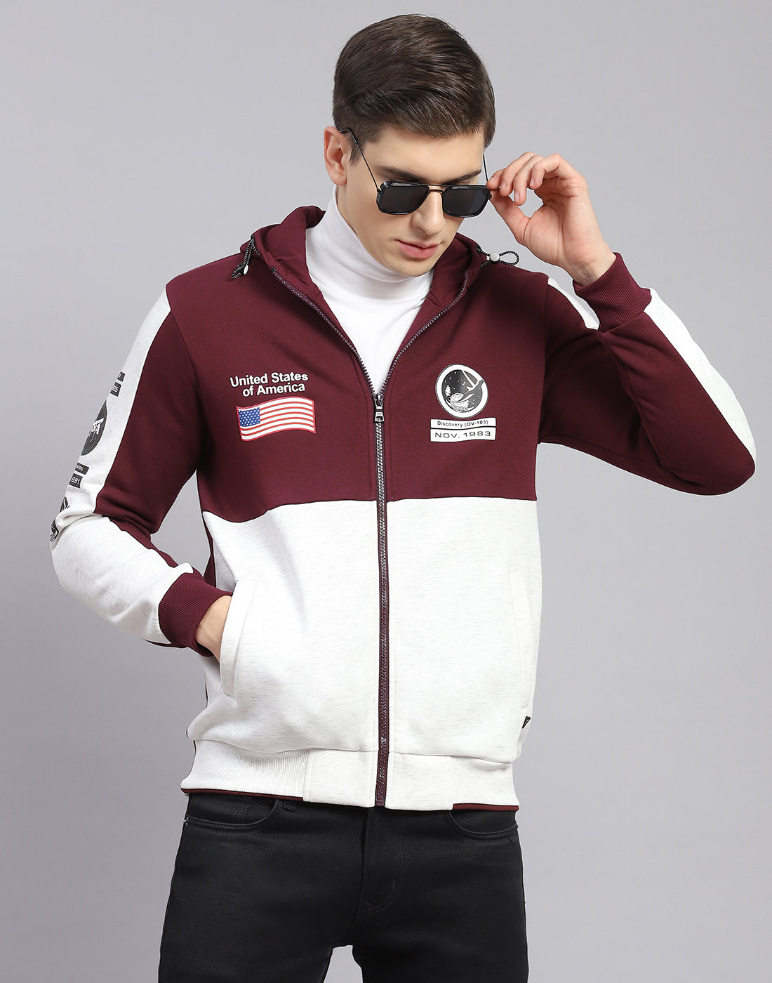 Men Maroon Solid Hooded Full Sleeve Sweatshirt