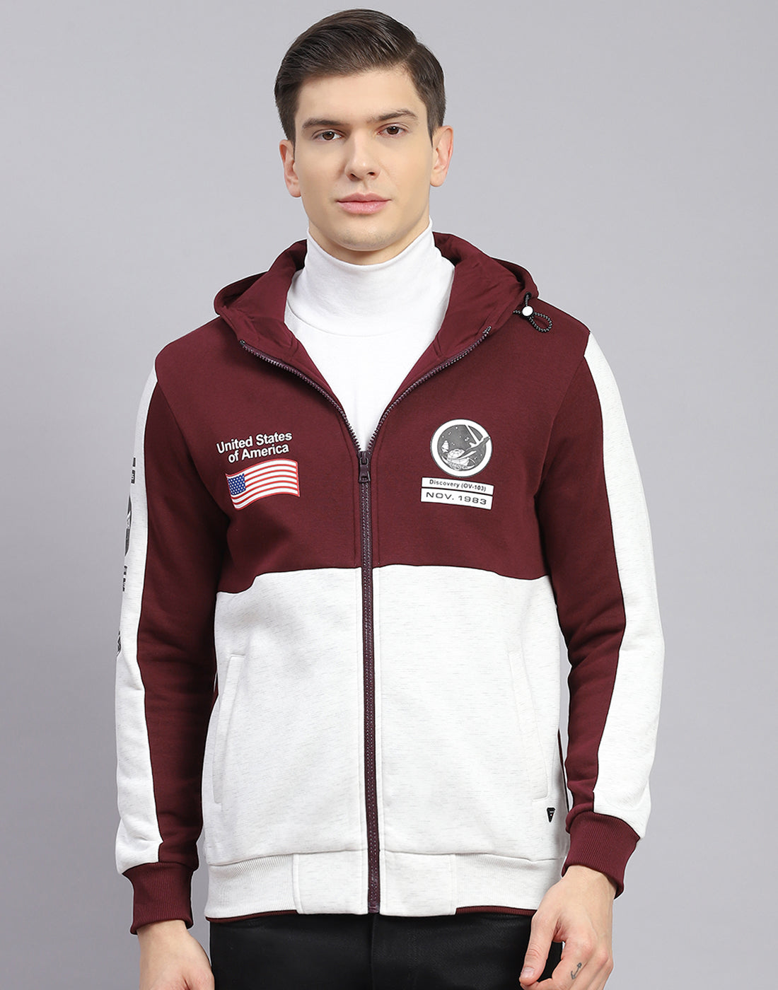 Men Maroon Solid Hooded Full Sleeve Sweatshirt