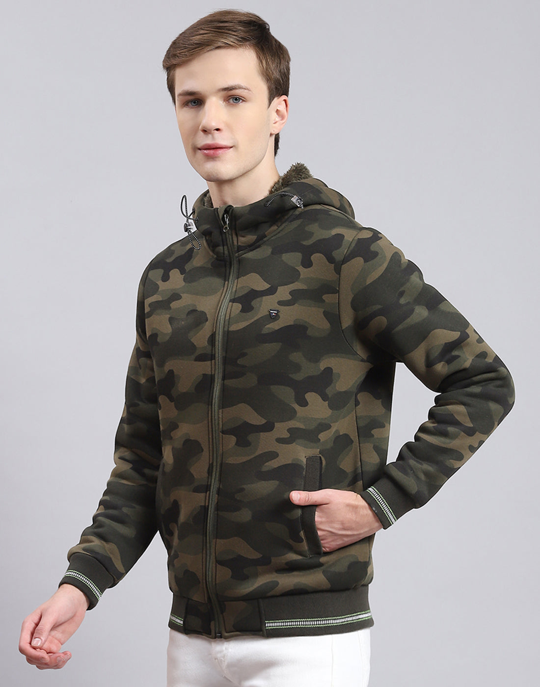Men Olive Solid Hooded Full Sleeve Sweatshirt