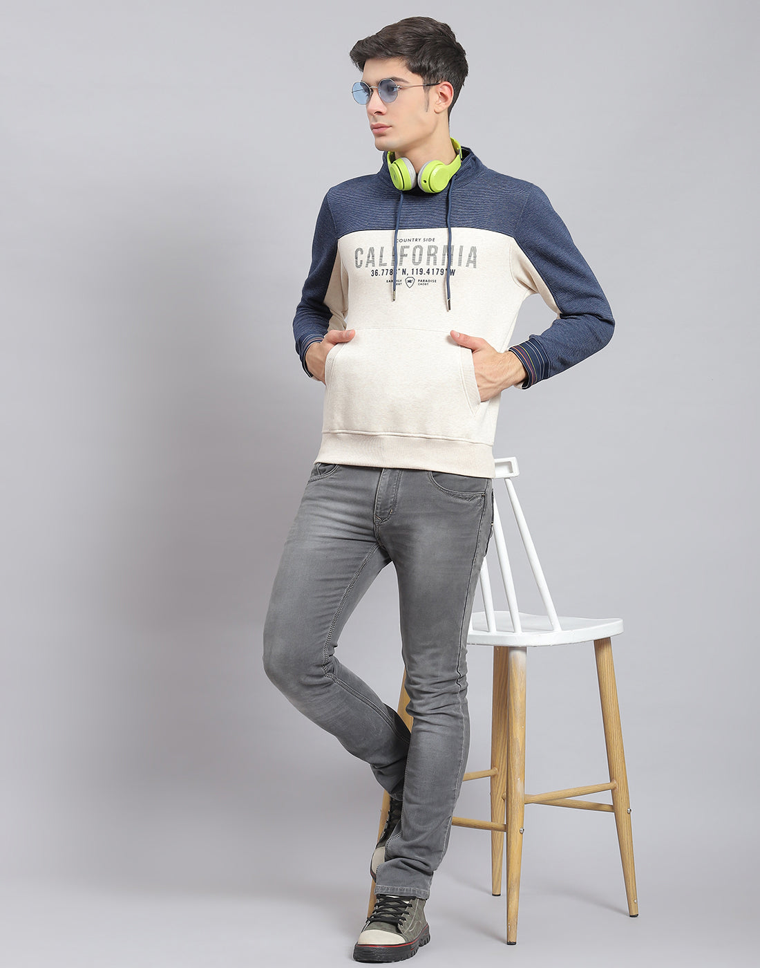 Men Navy Blue Printed F Neck Full Sleeve Sweatshirt