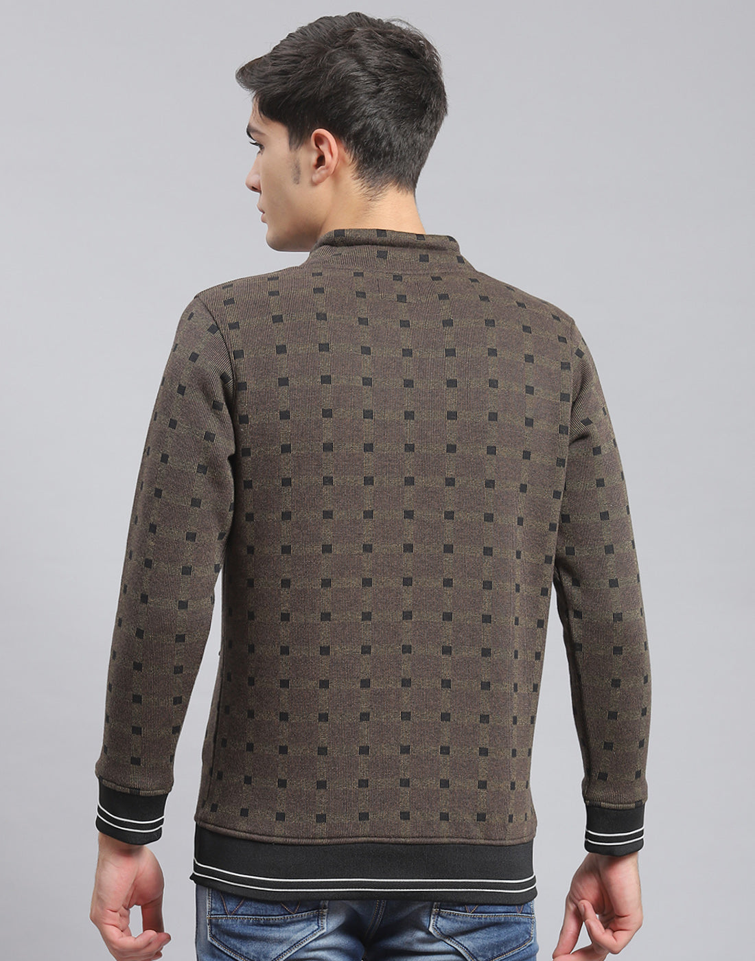 Men Brown Check F Neck Full Sleeve Sweatshirt