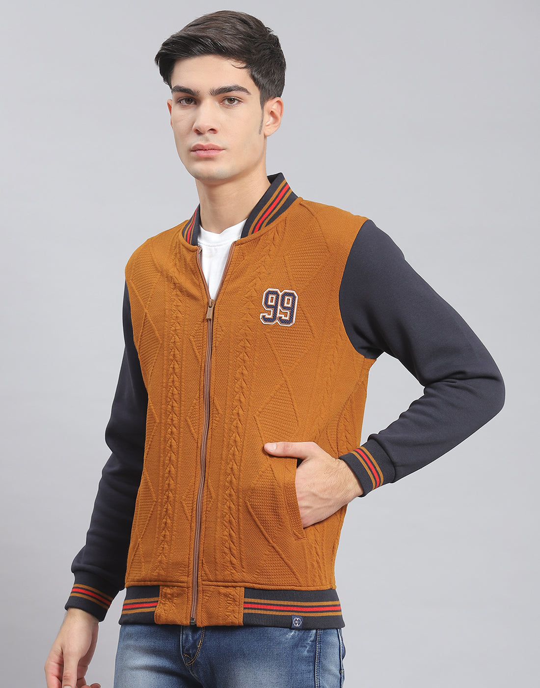 Men Brown Solid Mandarin Collar Full Sleeve Sweatshirt