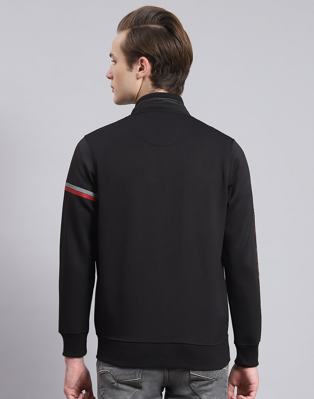 Men Black Solid Stand Collar Full Sleeve Sweatshirt