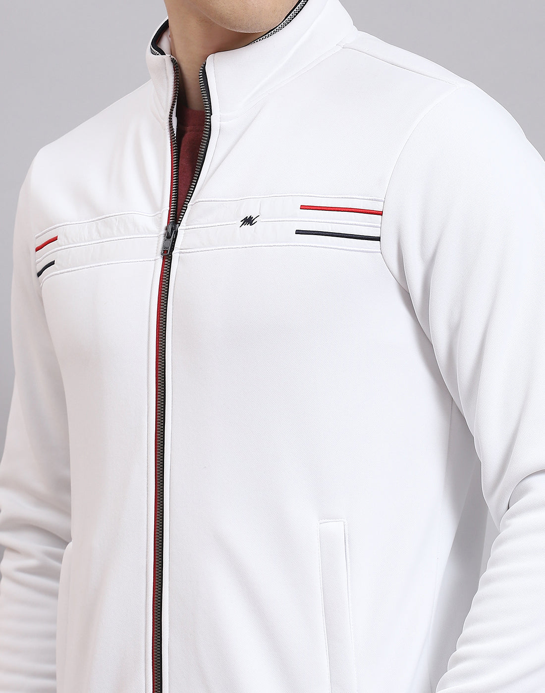 Men White Solid Collar Full Sleeve Sweatshirt