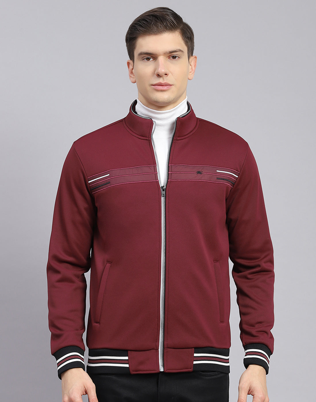 Men Maroon Solid Stand Collar Full Sleeve Sweatshirt