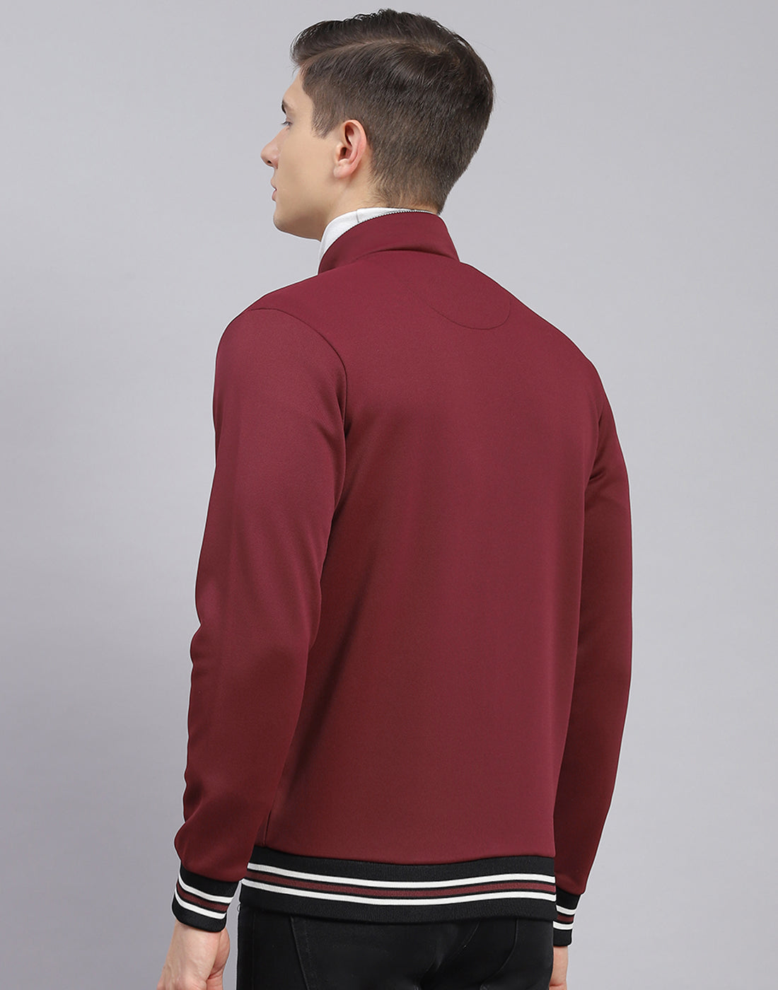 Men Maroon Solid Stand Collar Full Sleeve Sweatshirt