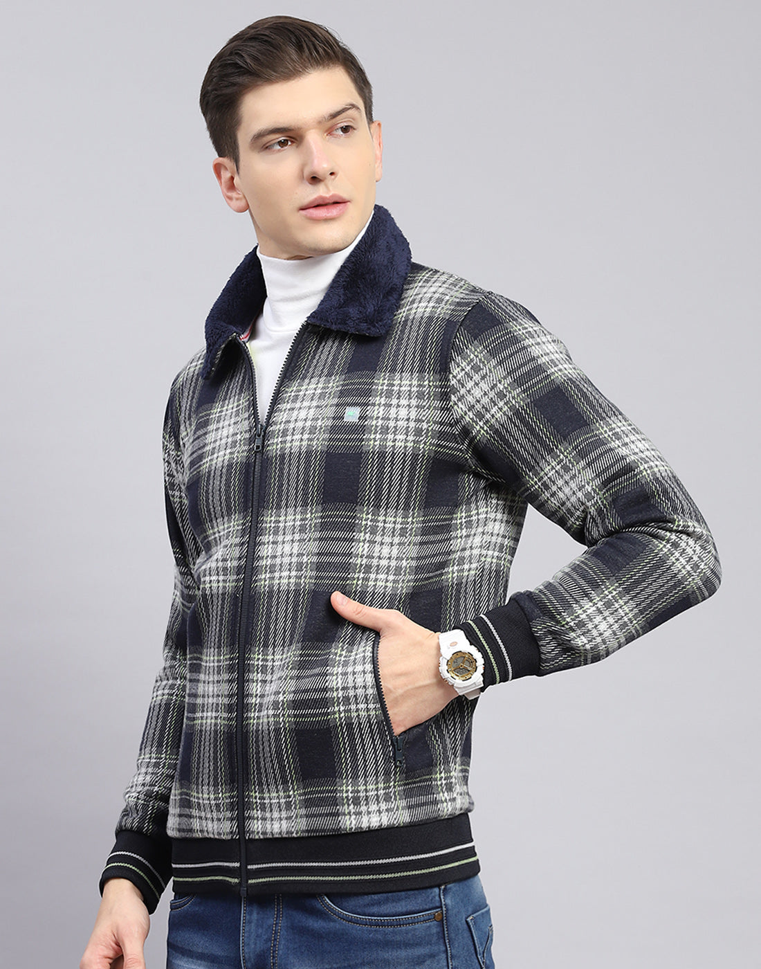 Men Navy Blue Check Collar Full Sleeve Sweatshirt